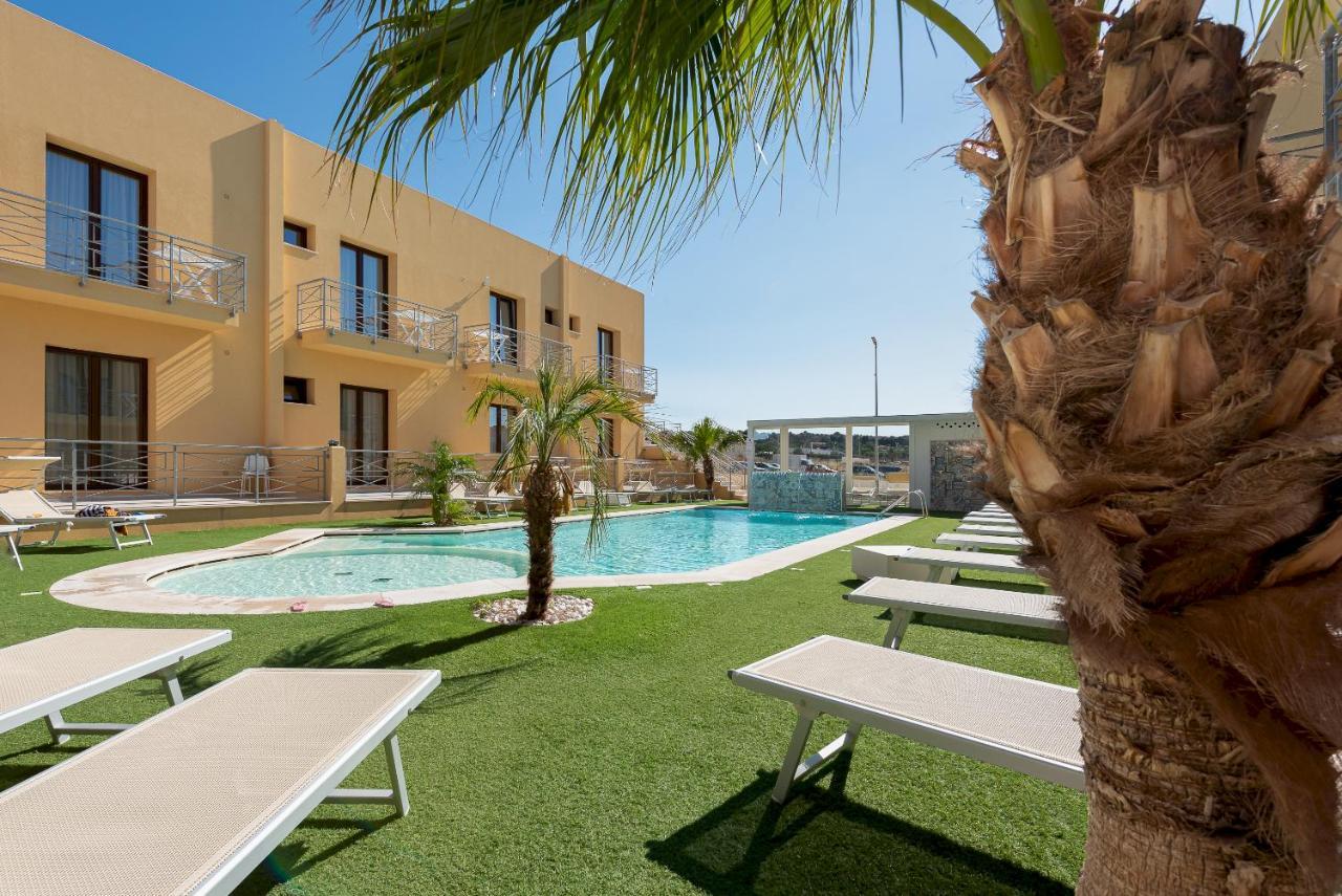 Residence Le Piscine San Vito Lo Capo Exterior foto